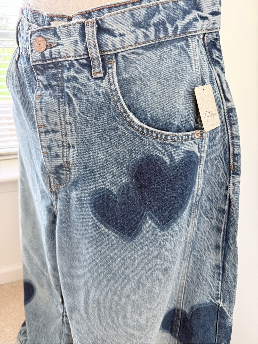 Free People Good Luck Shadow Patch Jeans in Change of Heart Wash - Picture 3 of 15